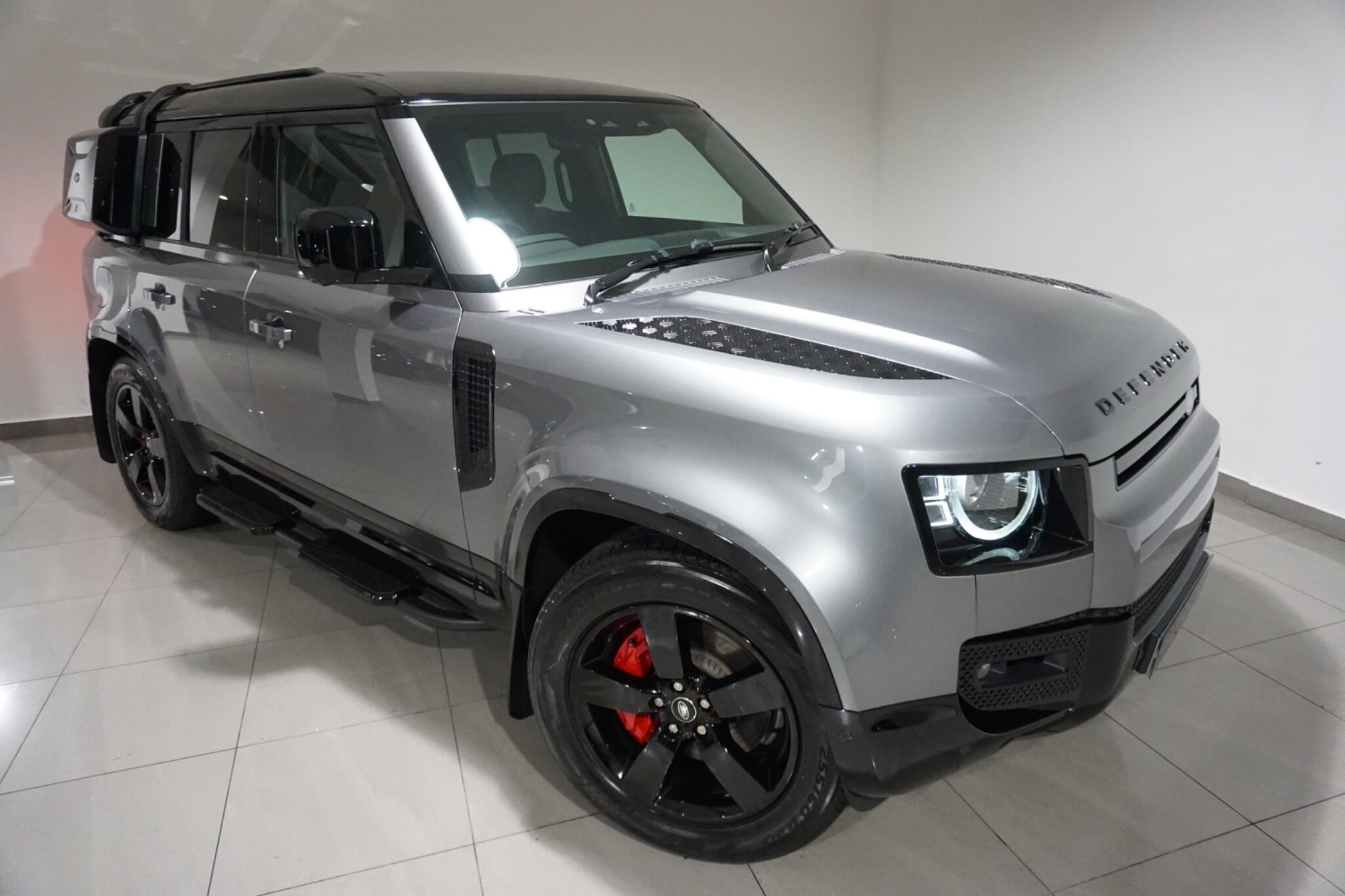 Land Rover Defender 110 2.0 P400e 15.4kWh X-Dynamic SE SUV 5dr Petrol Plug-in Hybrid Auto 4WD Euro 6 (s/s) (404 ps)